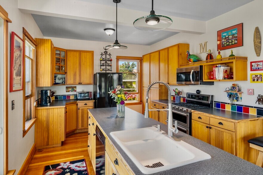 More Photos Of 76413 Gallatin Road, Gallatin Gateway Land For Sale