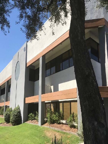 More Photos Of 40 W Baseline Rd, Tempe Office For Lease