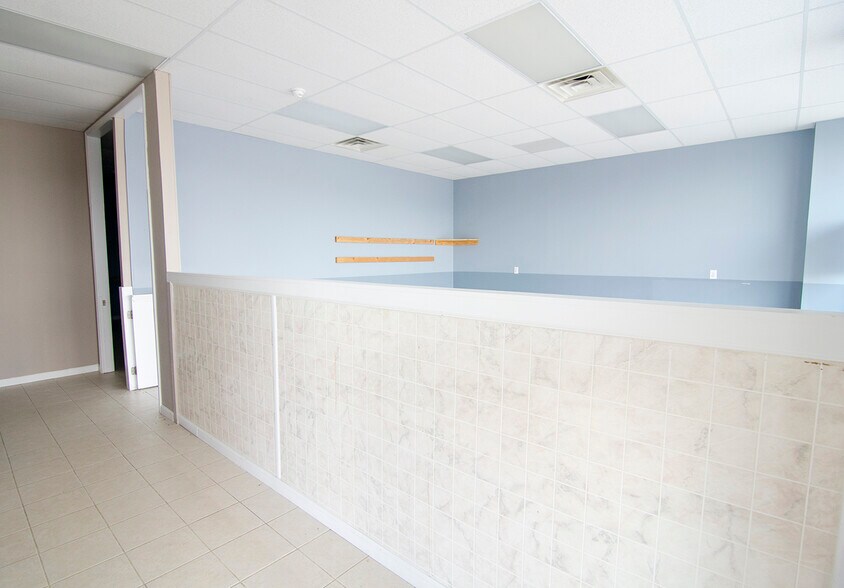 More Photos Of 1000-1052 Eagle Lake Dr, Lawrenceburg Unknown For Lease