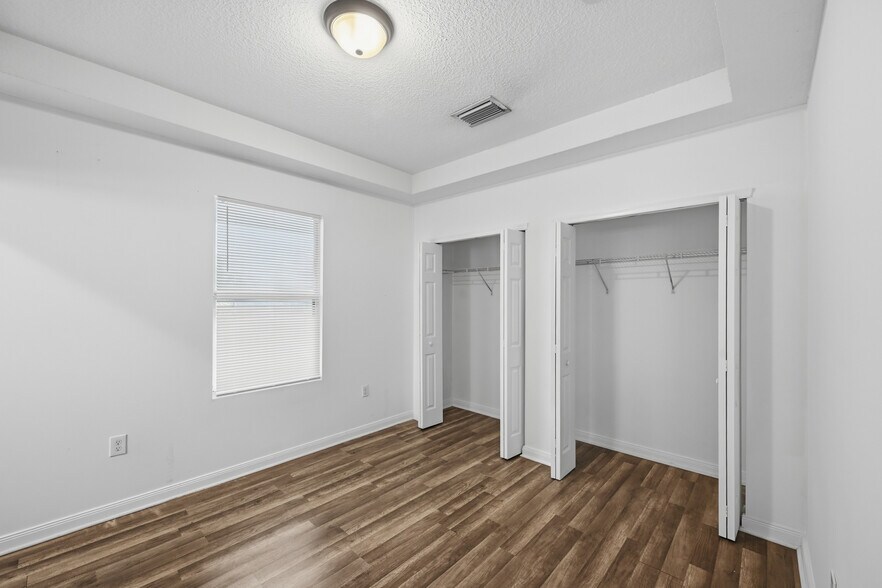 More Photos Of 105 2nd St, Lake Park Apartments For Lease