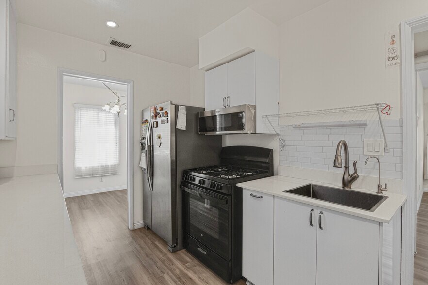 More Photos Of 661 W Riggin St, Monterey Park Apartments For Sale