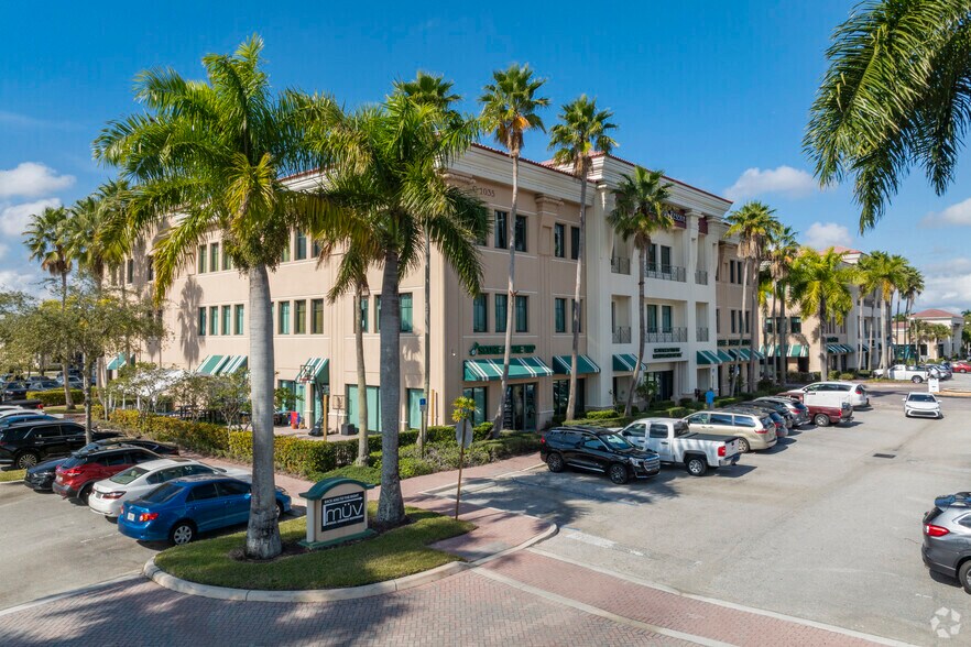 Primary Photo Of 1035-1049 State Road 7, Wellington Medical For Lease
