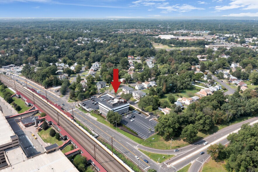 More Photos Of 75 Lincoln Hwy, Iselin Medical For Lease
