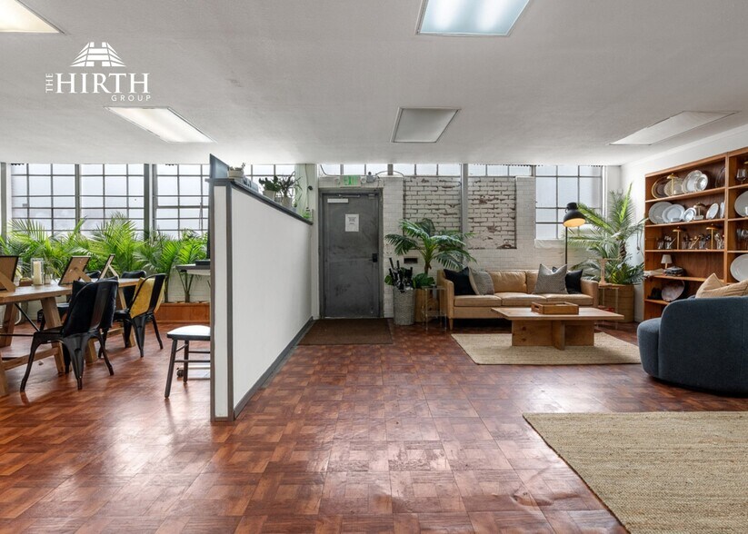 More Photos Of 2321 Filbert St, Oakland Warehouse For Sale