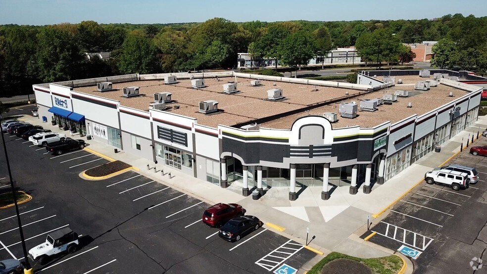 More Photos Of 9101-9111 Midlothian Tpke, Richmond Unknown For Lease