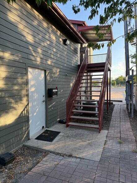 More Photos Of 400 Old Highway 183, Cedar Park Carwash For Sale