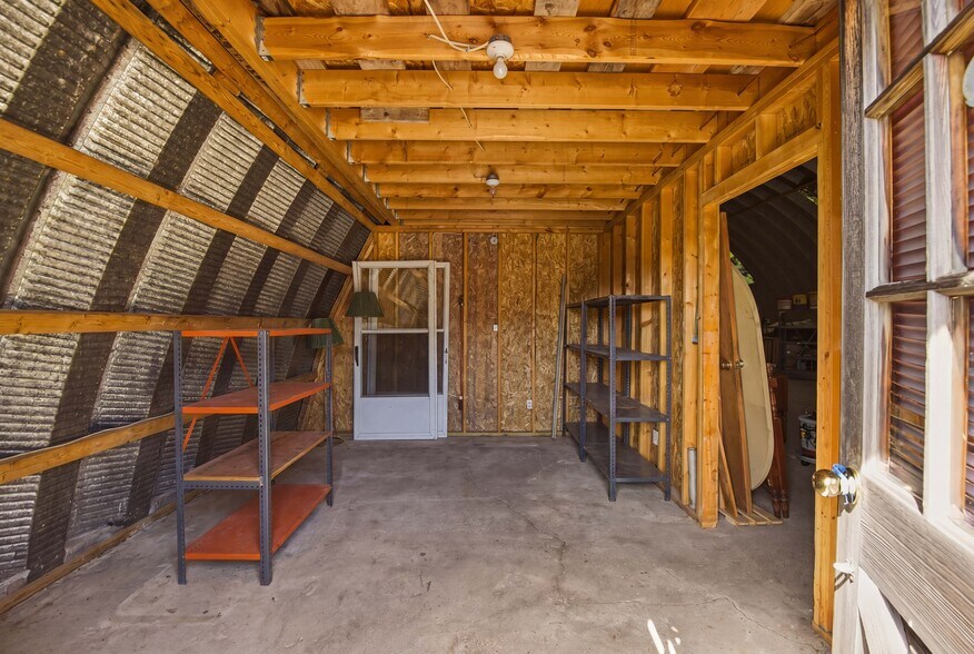 More Photos Of 7024 Hwy 6, Tobermory Storefront Retail Residential For Sale