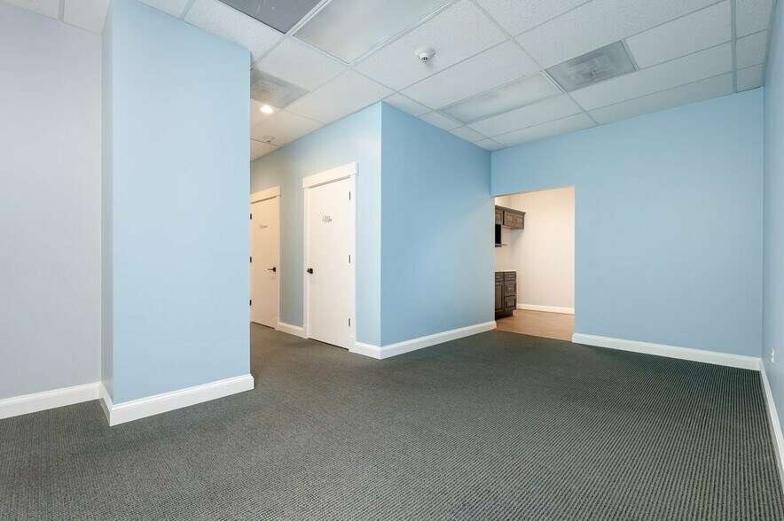 More Photos Of 3179 Braverton St, Edgewater Medical For Lease