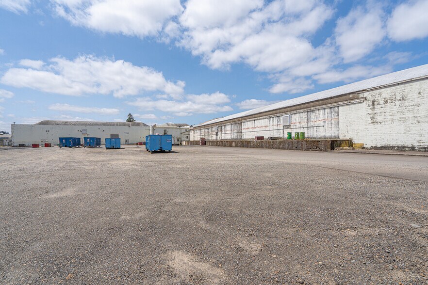 More Photos Of 298 Patterson St NW, Salem Warehouse For Lease