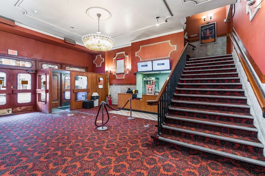 More Photos Of 10335 82 Av NW, Edmonton Movie Theatre For Lease
