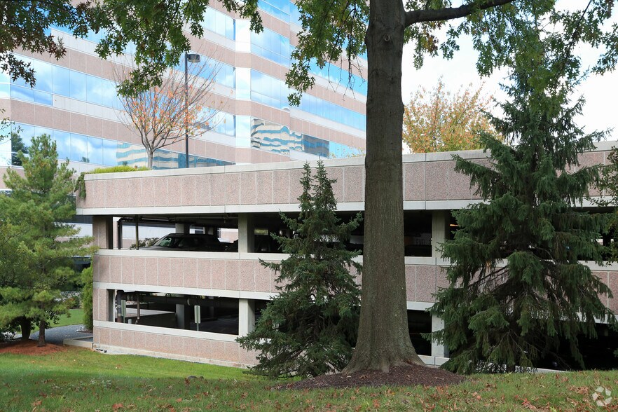 More Photos Of 12150 Monument Dr, Fairfax Office For Lease