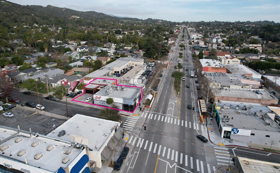 More Photos Of 2129-2133 Colorado Blvd, Eagle Rock Storefront For Sale