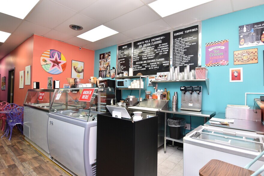 More Photos Of 10 S Walnut St, Milford Restaurant For Sale
