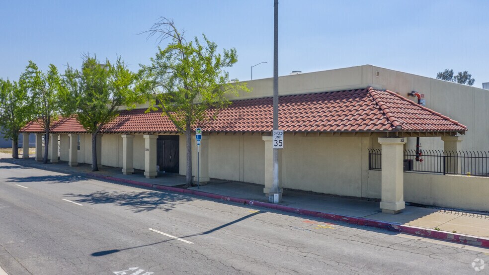 More Photos Of 308 E Valley Blvd, Colton Freestanding For Sale