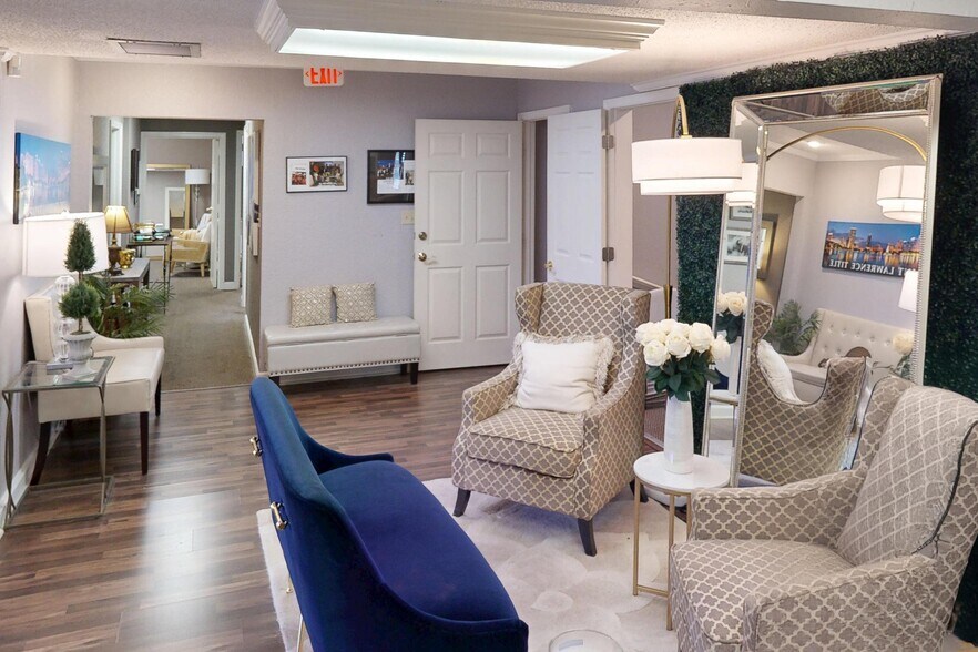 More Photos Of 212 Pasadena Pl, Orlando Office For Sale