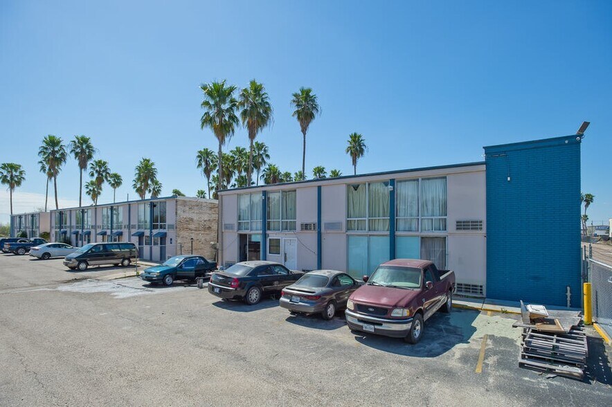 More Photos Of 910 Corn Products Rd, Corpus Christi Hotel For Sale