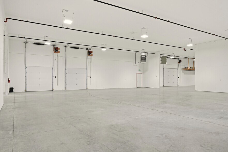 More Photos Of 1408 N Jackrabbit Ln, Belgrade Office For Sale