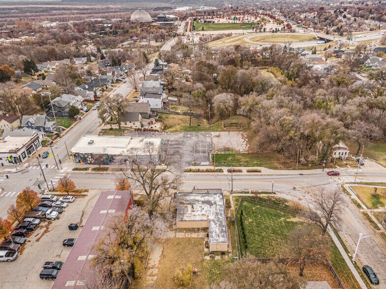 More Photos Of 1008 Bancroft St, Omaha General Retail For Sale