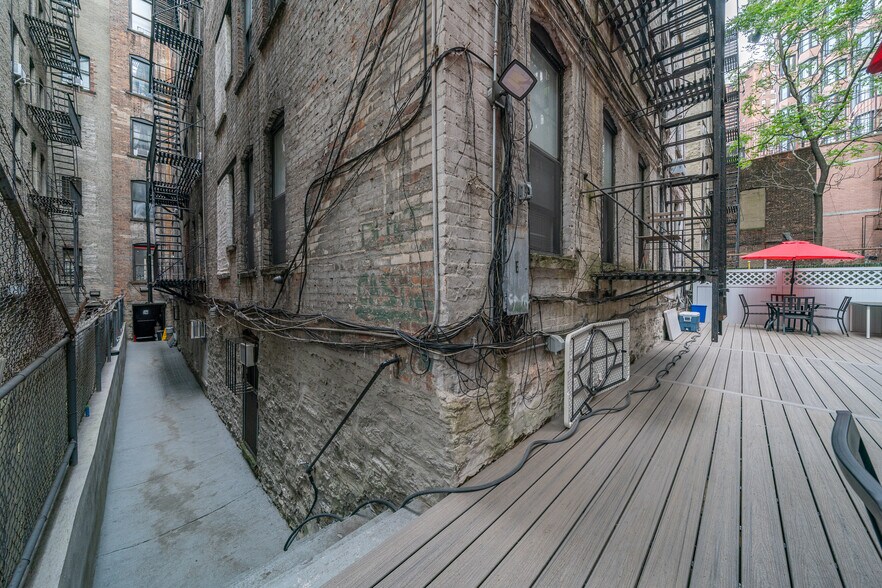 More Photos Of 332 E 95th St, New York Apartments For Sale