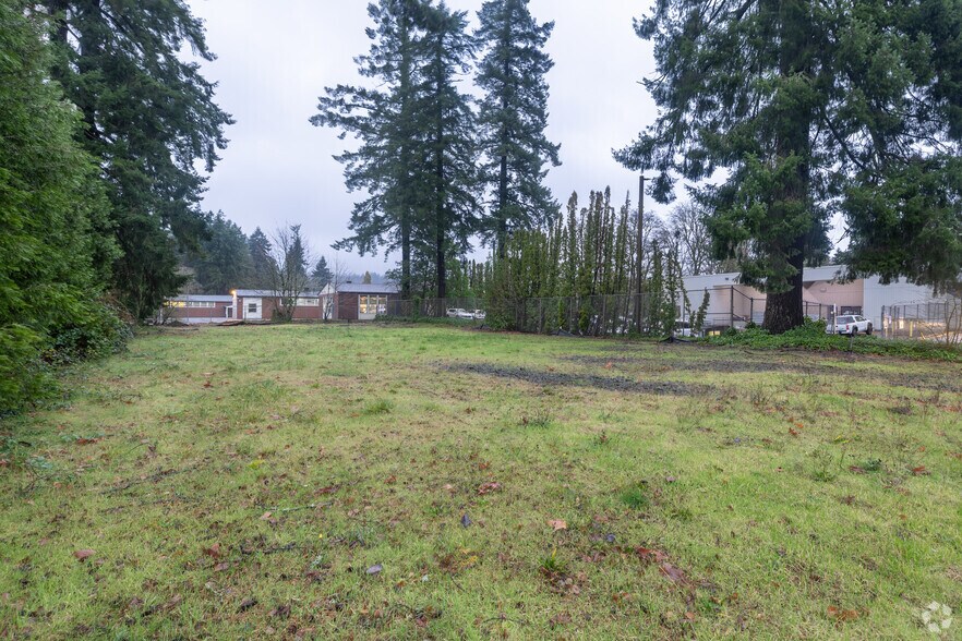 Primary Photo Of 4225 Oakridge Rd, Lake Oswego Land For Sale
