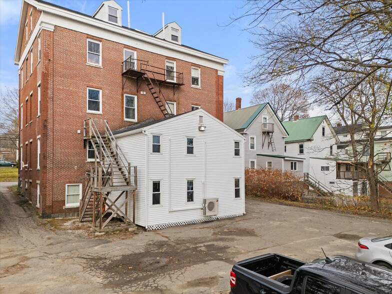 More Photos Of 72 3rd St, Bangor Apartments For Sale