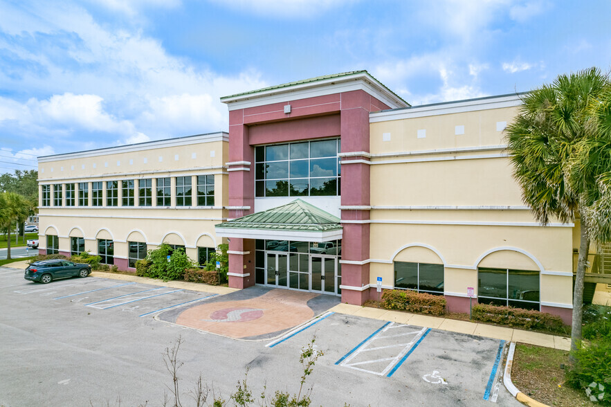 Primary Photo Of 3200 E Silver Springs Blvd, Ocala Medical For Sale