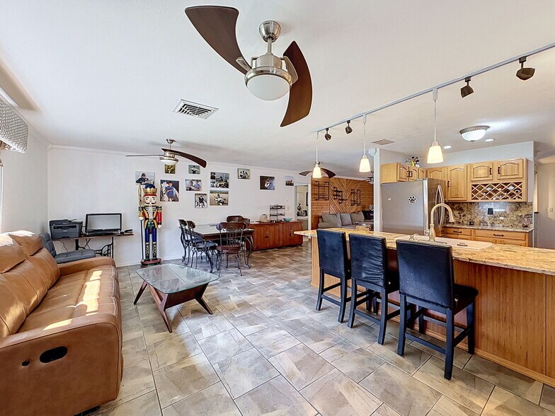 More Photos Of 7813 Leo Kidd Ave, Port Richey Flex For Sale