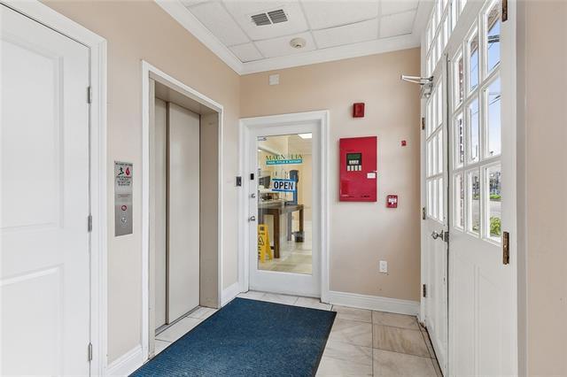 More Photos Of 301-303 S Broad St, New Orleans Office Residential For Sale