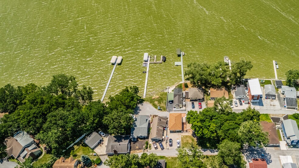 More Photos Of 13512 Dewey St, Cedar Lake Multifamily For Sale