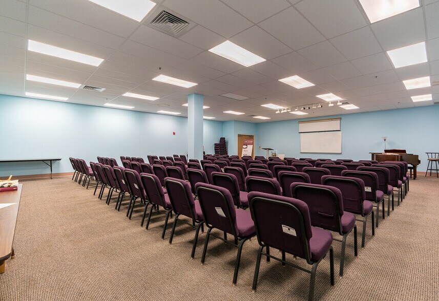 More Photos Of 1701 Westchester Dr, High Point Religious Facility For Sale