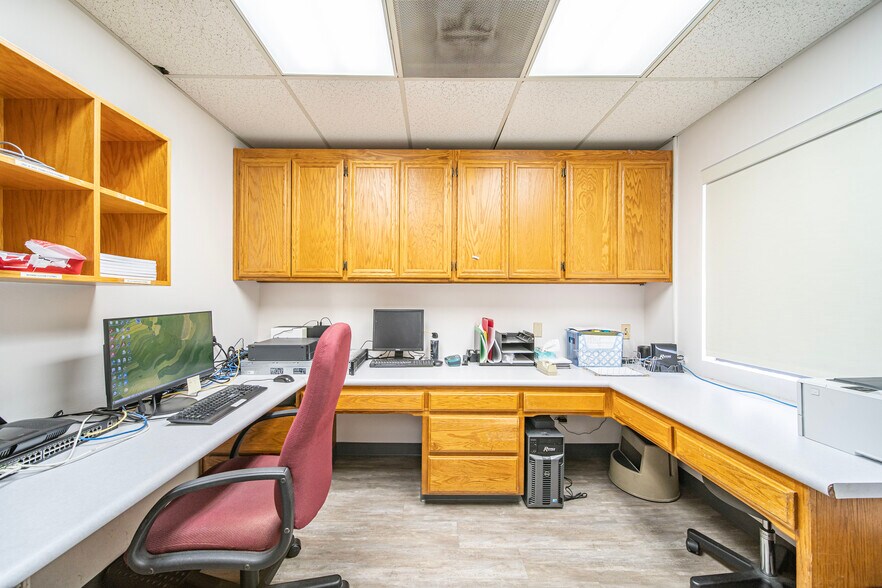 More Photos Of 315 E Route 66, Glendora Healthcare For Lease