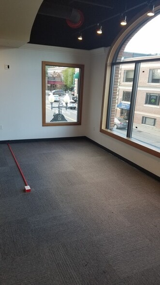 More Photos Of 3 Lebanon St, Hanover Storefront Retail Office For Lease