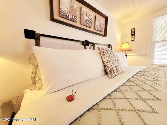 More Photos Of 2735 PA-390, Canadensis Hospitality For Sale