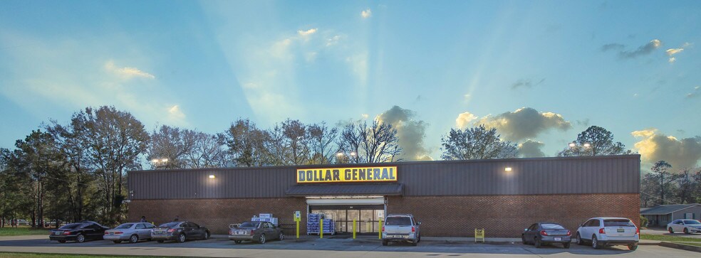 More Photos Of 701 Roosevelt Ave, Selma Freestanding For Sale