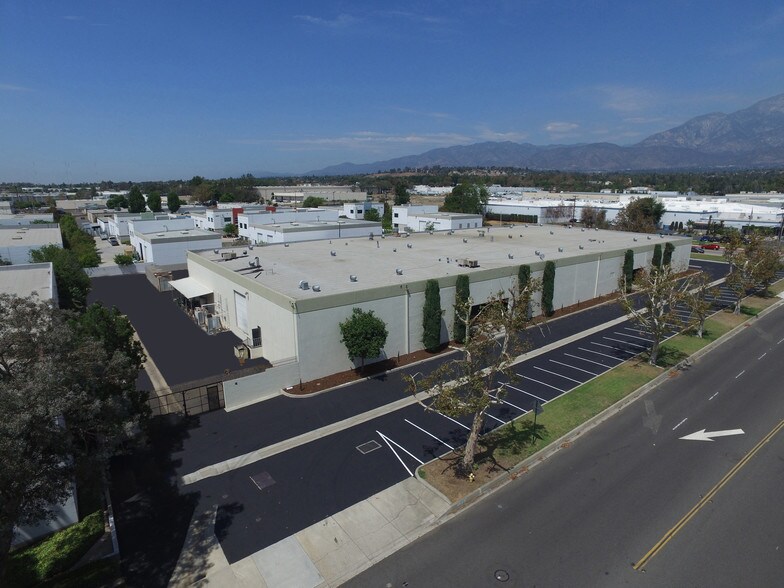 Primary Photo Of 8740 Hellman Ave, Rancho Cucamonga Warehouse For Lease