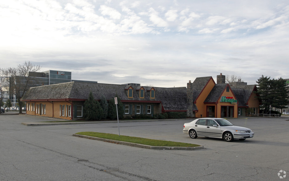 Primary Photo Of 3110 S Service Rd, Burlington Restaurant For Lease