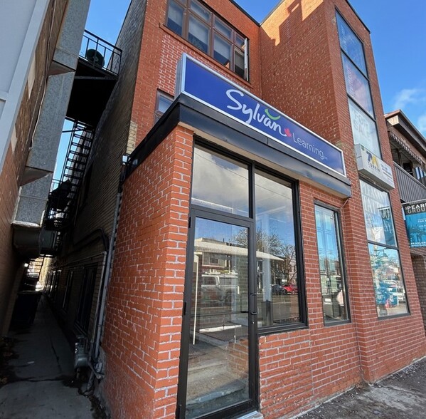 Primary Photo Of 3310 Yonge St, Toronto Storefront Retail Residential For Sale