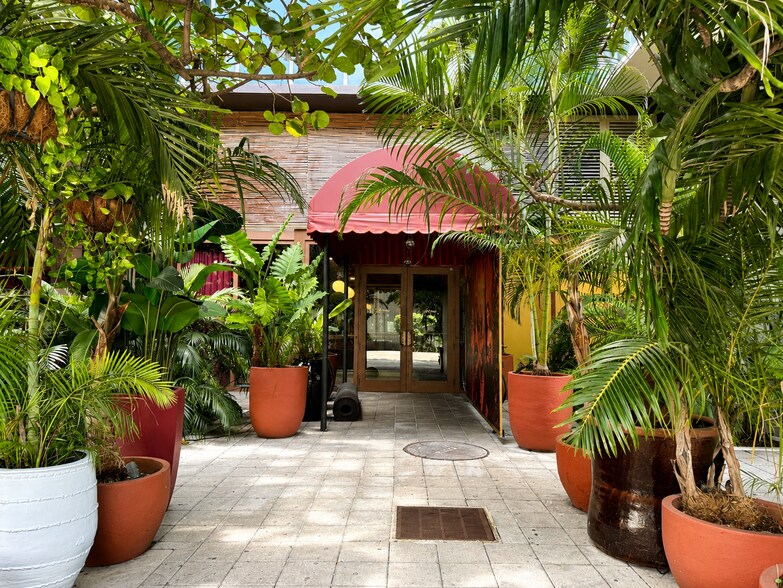 More Photos Of 1111 SW 1st Ave, Miami Apartments For Sale