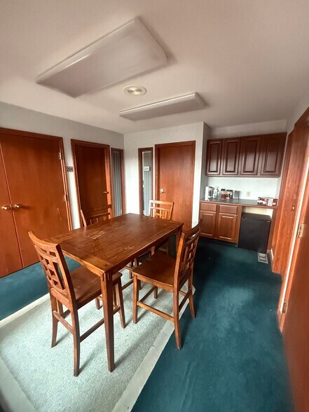 More Photos Of 2251 N Woodlawn Blvd, Wichita Medical For Sale
