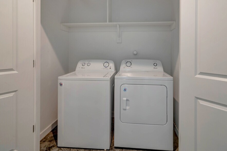 More Photos Of 340 Bowers Blvd, Huntsville Apartments For Sale