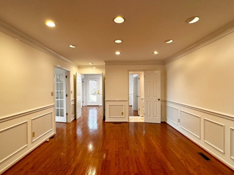 More Photos Of 2820 Hydraulic Rd, Charlottesville Apartments For Lease