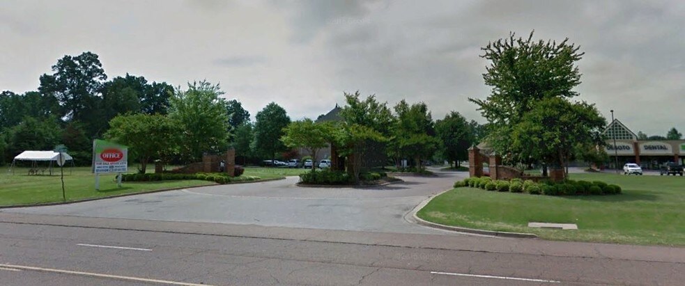 More Photos Of Cobblestone Blvd, Southaven Land For Sale