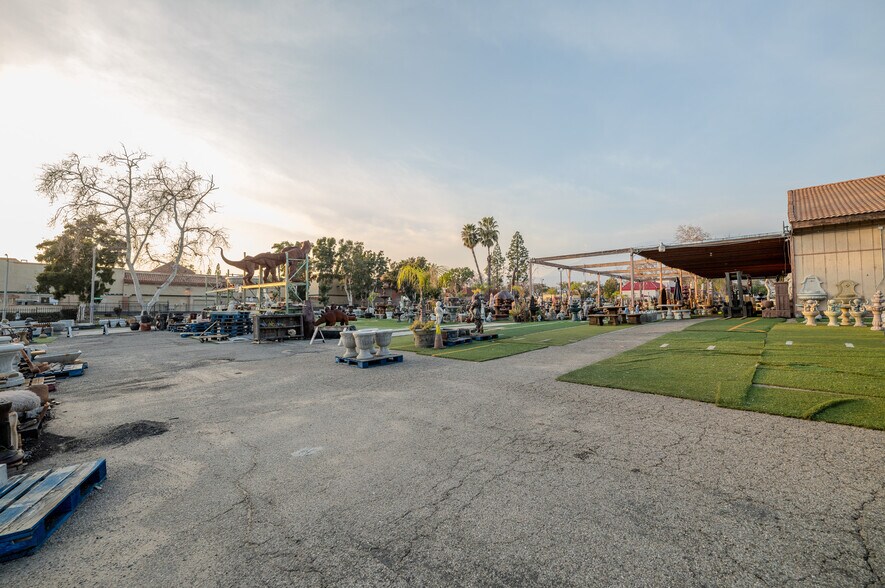 More Photos Of 9445 Foothill Blvd, Rancho Cucamonga Storefront For Lease