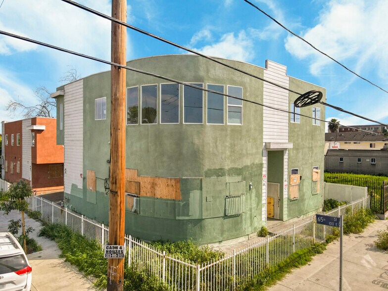 More Photos Of 6500 S Main St, Los Angeles Apartments For Sale