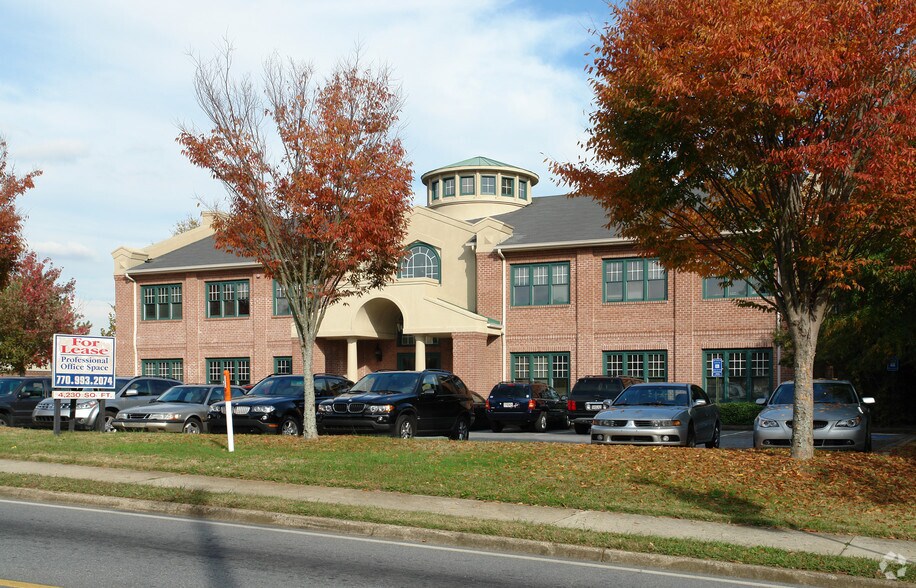 More Photos Of 1095 Old Roswell Rd, Roswell Office For Sale