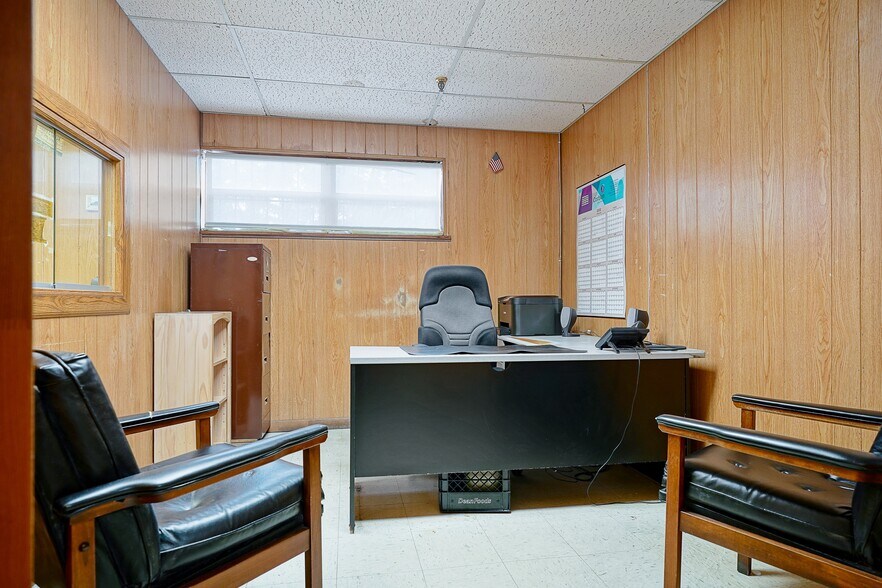 More Photos Of 7200 NW 1st Ave, Miami Distribution For Lease