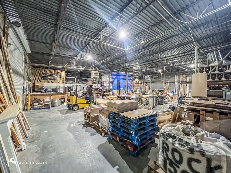 More Photos Of 121 Bells Ferry Ln, Marietta Distribution For Lease