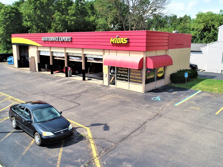 Primary Photo Of 746 S Rochester Rd, Rochester General Retail For Sale