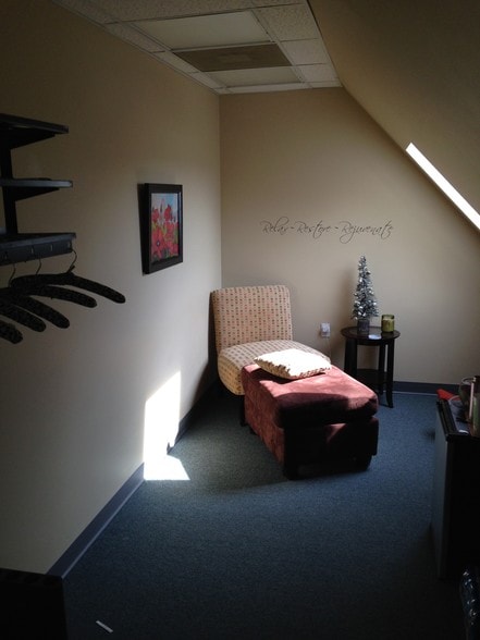 More Photos Of 186 Thomas Johnson Dr, Frederick Unknown For Lease