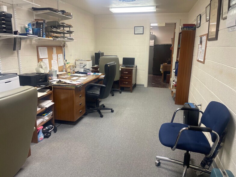 More Photos Of 1309 Newport Ave, Dallas Lodge Meeting Hall For Sale